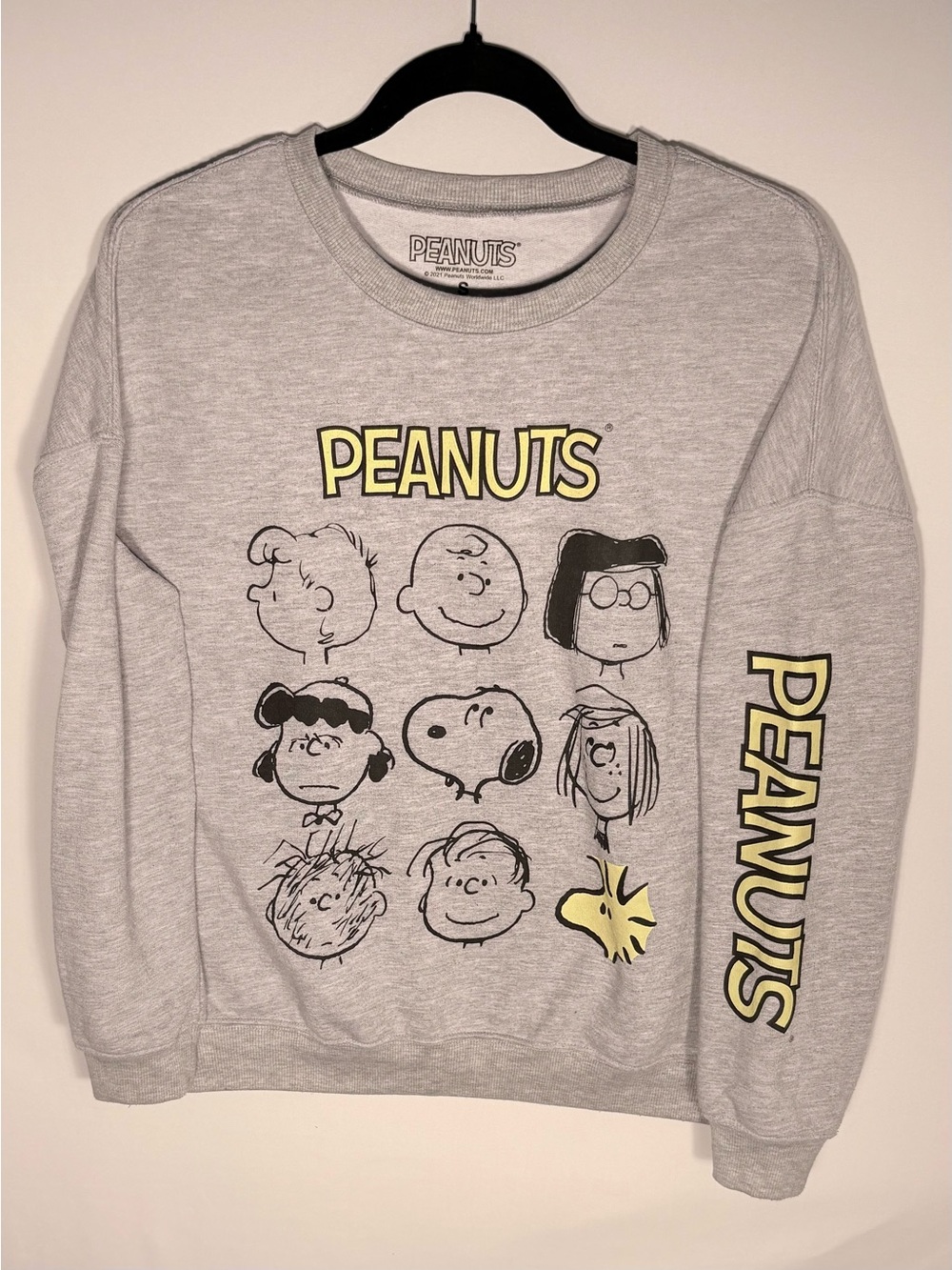 Peanuts Gang Multi-Character Gray Graphic Crewneck Sweatshirt Adult S Excellent
